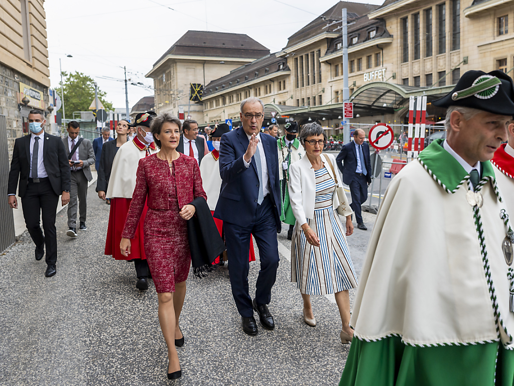 Frapp | Le Vaudois Guy Parmelin Fêté En Ses Terres