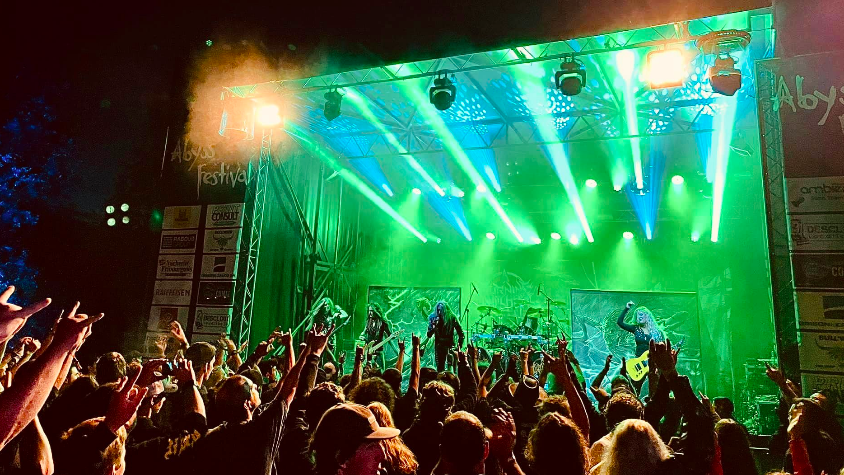 Frapp | 5000 personnes au 4e Abyss Festival